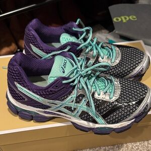 Asics Women's Athletic Shoes in Purple and Teal